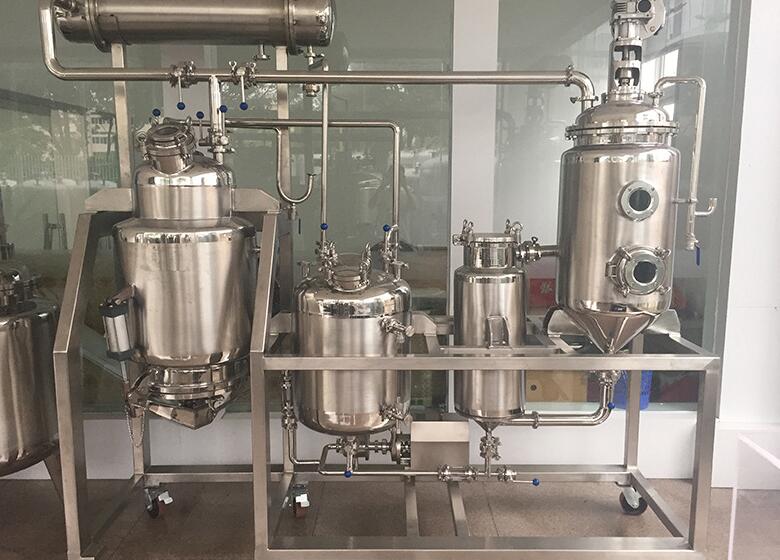 水蒸汽蒸馏提取设备 1000L蒸馏罐制造商